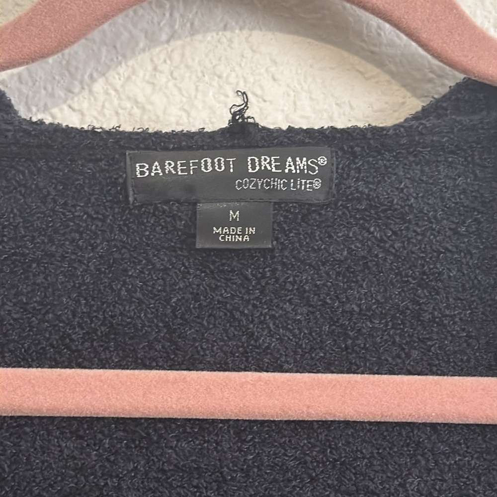 Barefoot Dreams Cozychic Lite Size M Cardigan Hoodie Black Pockets Loungewear - Picture 3 of 5